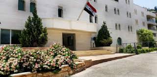 السفارة السورية في لبنان تدين الجريمة بحق مواطن لبناني والاعتداءات التي طالت سوريين